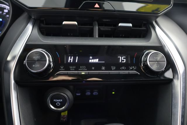 Used 2024 Toyota Venza LE image 15