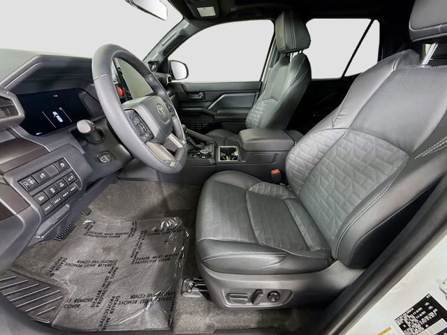 Certified 2025 Toyota 4Runner TRD Off-Road Premium AWD/4WD image 21