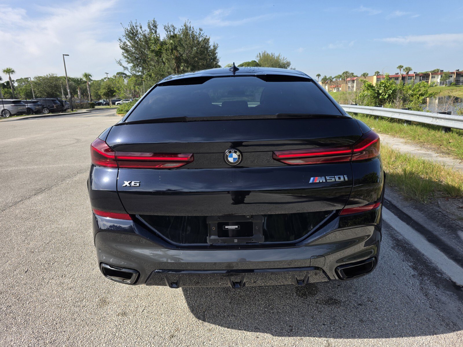 Used 2023 BMW X6 M50i w/ Executive Package AWD/4WD image 6