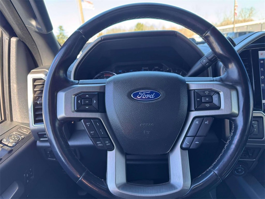 Used 2022 Ford F350 Platinum image 17