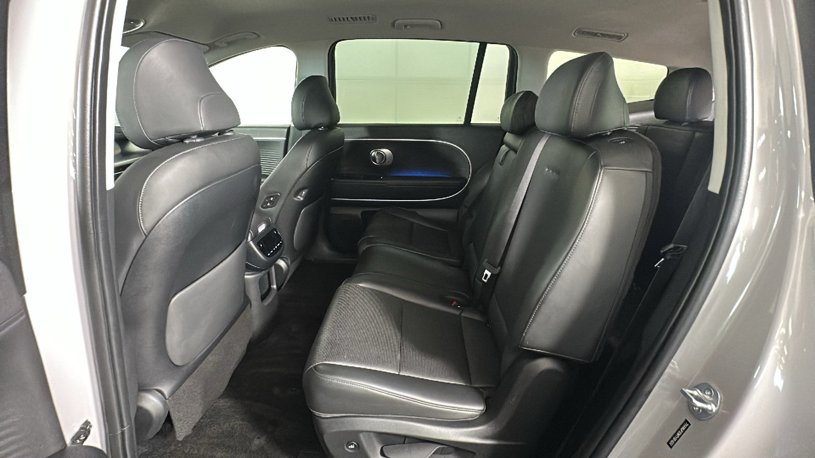 Used 2026 Hyundai Ioniq 9 SEL AWD/4WD image 32