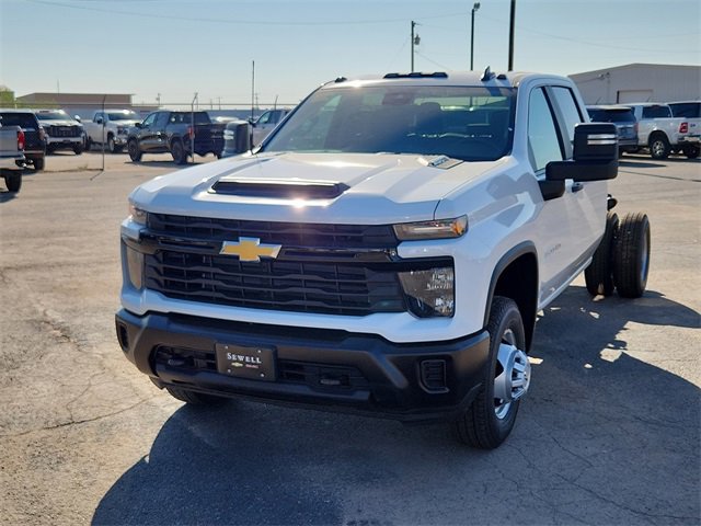 New 2025 Chevrolet Silverado 3500 W/T w/ WT Convenience Package image 1