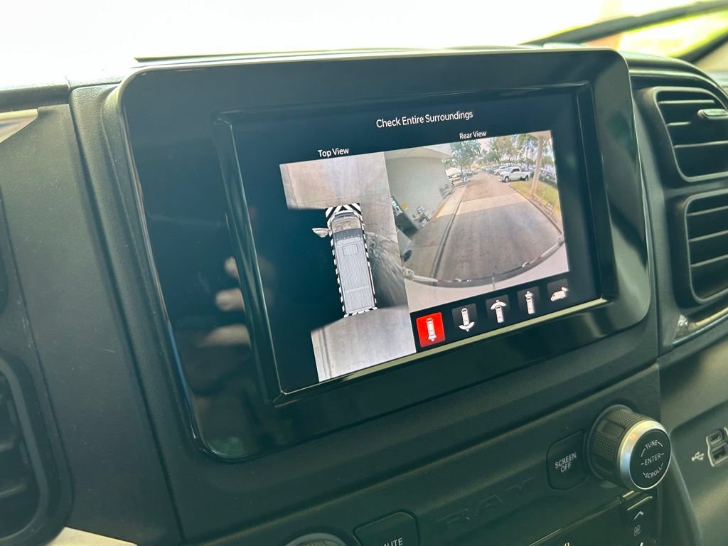 Used 2022 RAM ProMaster 2500 w/ Safety Group (A) FWD image 10