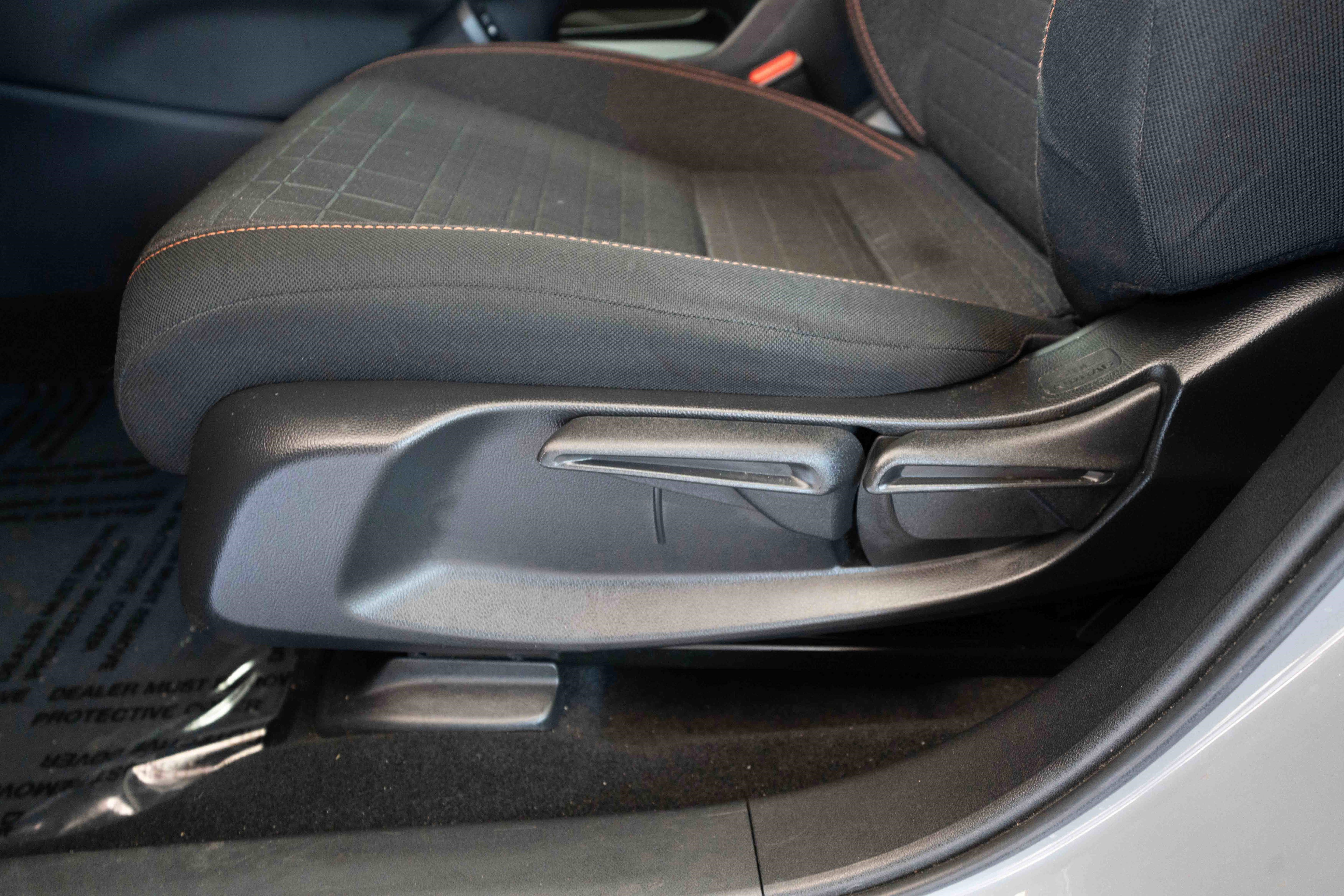Used 2024 Honda HR-V Sport image 12