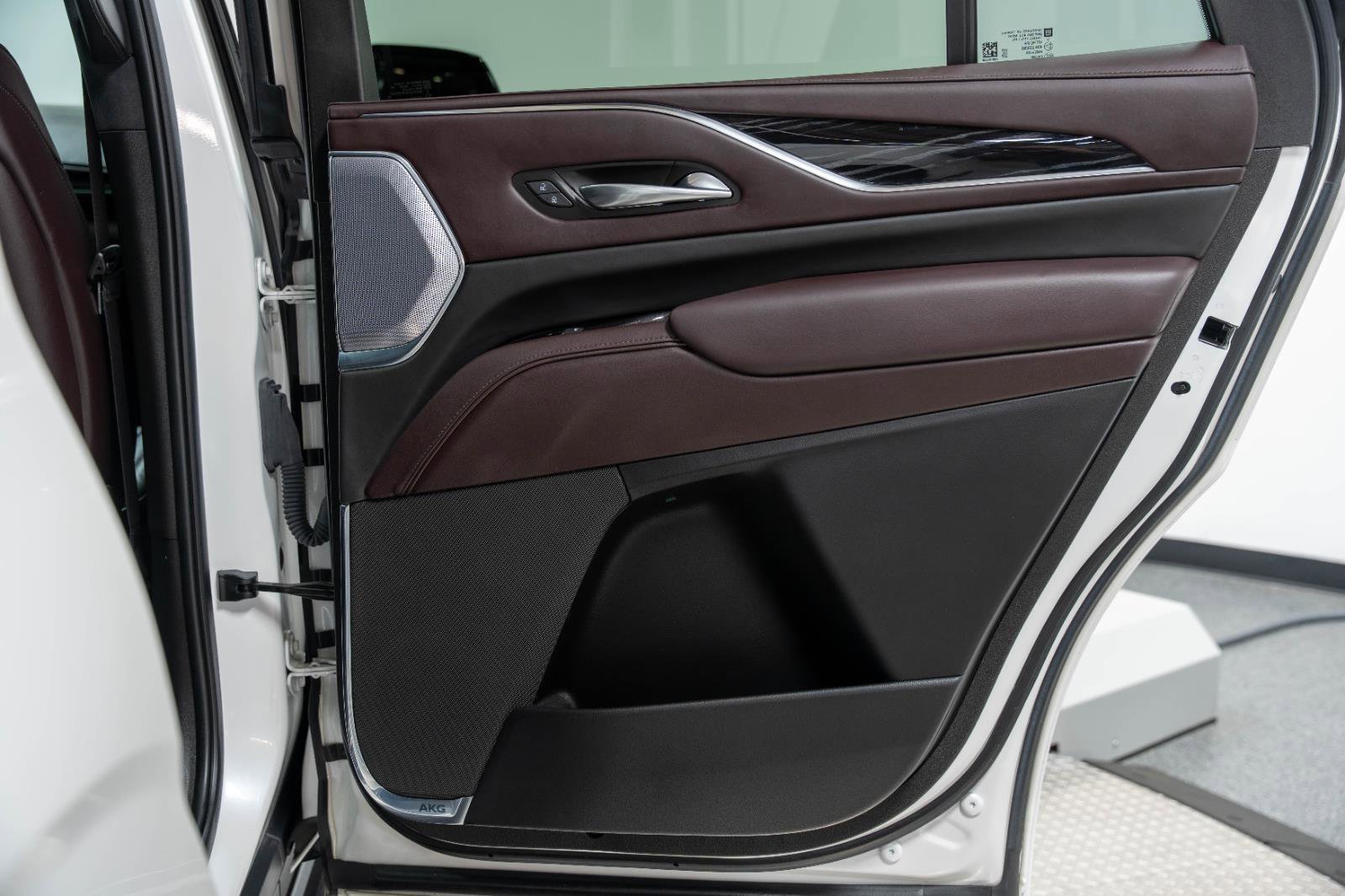 Used 2023 Cadillac Escalade V image 97