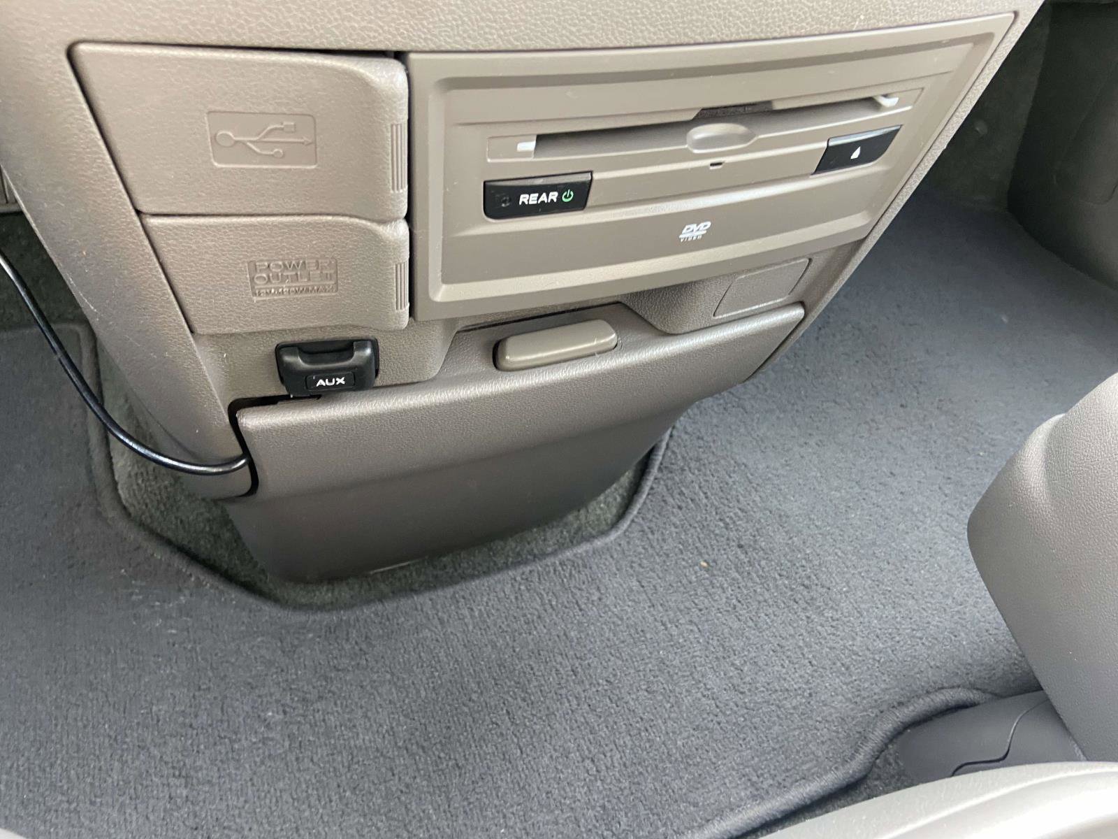 Used 2016 Honda Odyssey SE image 15