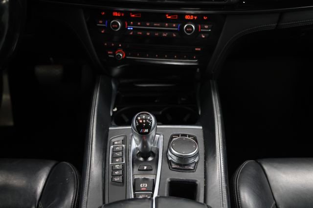 Used 2018 BMW X5 M AWD/4WD image 39