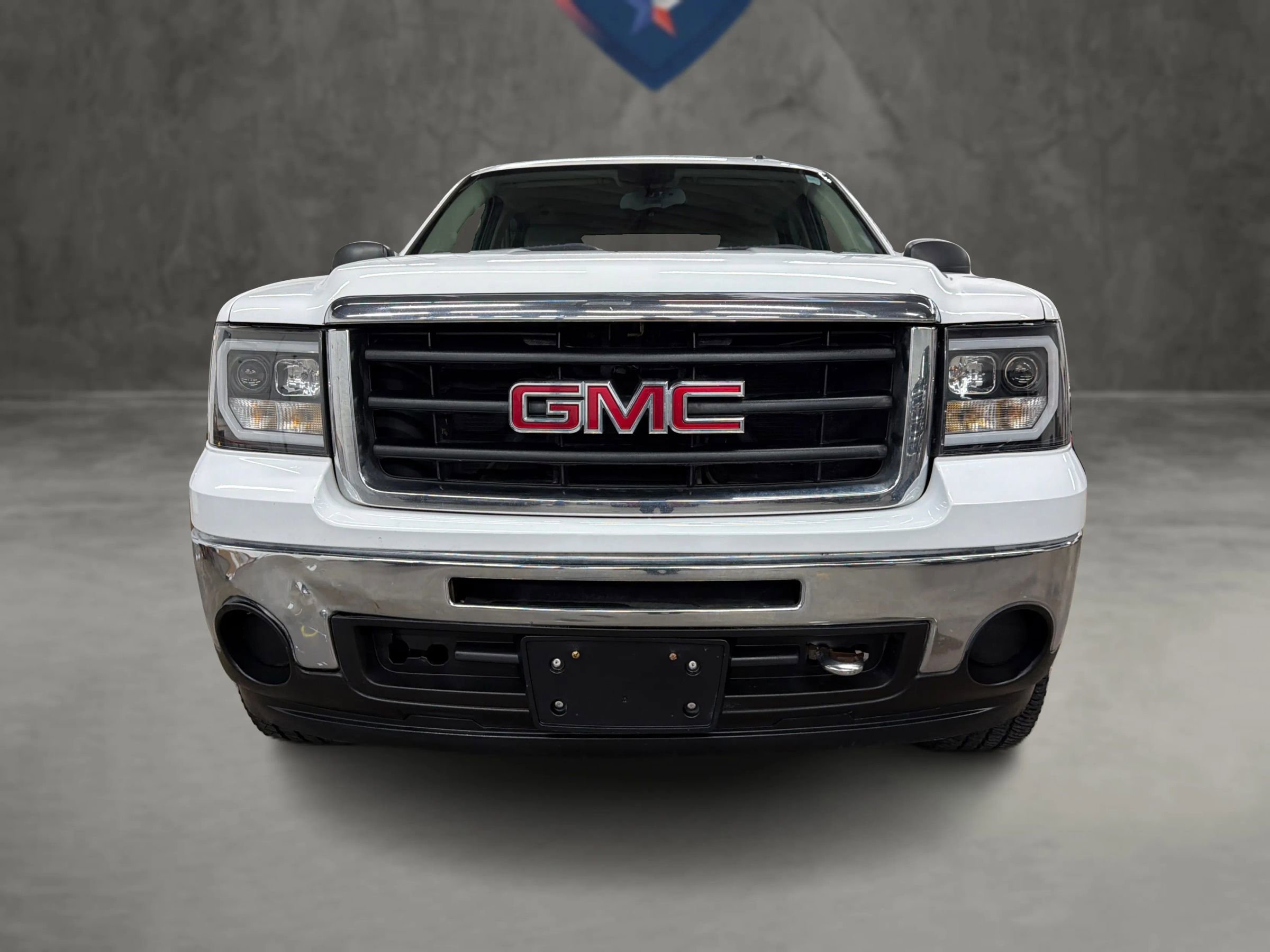 Used 2010 GMC Sierra 1500 SLE w/ Power Pack Plus RWD image 12