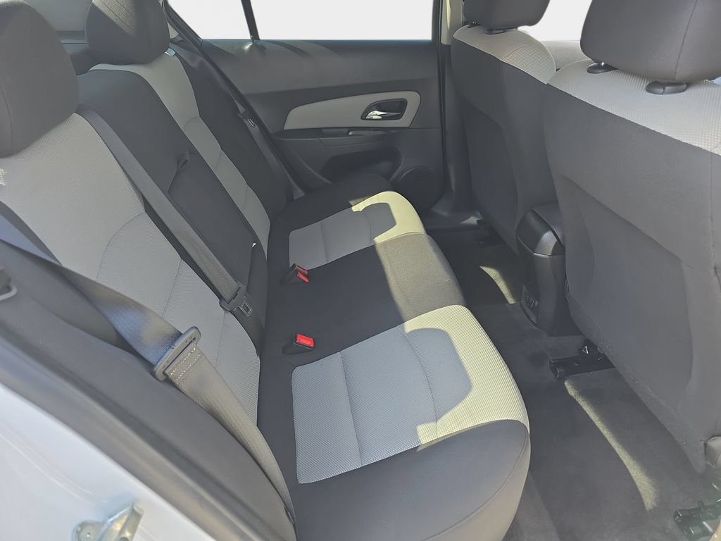 Used 2014 Chevrolet Cruze LS FWD image 13