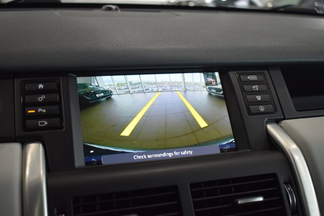 Used 2019 Land Rover Discovery Sport HSE AWD/4WD image 18