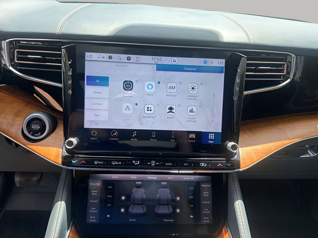 Used 2022 Jeep Grand Wagoneer Series III w/ Rear Seat Video Group 1 image 33