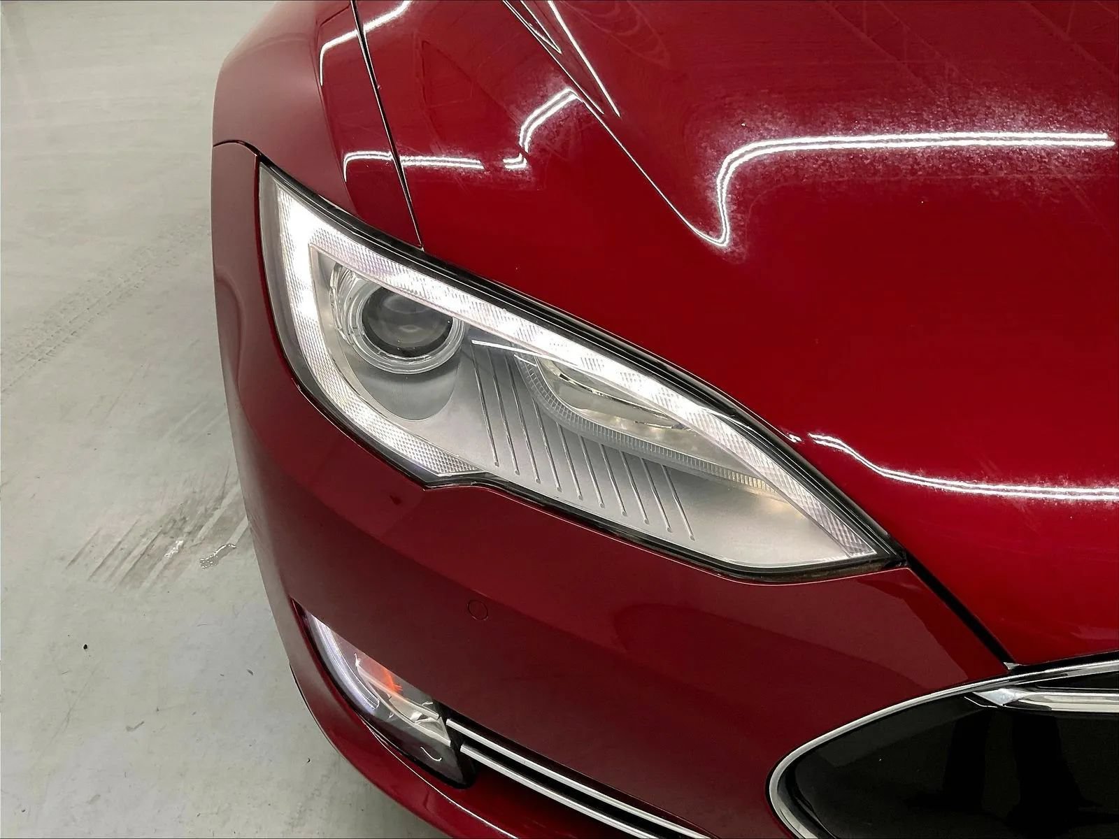 Used 2014 Tesla Model S 85 RWD image 36