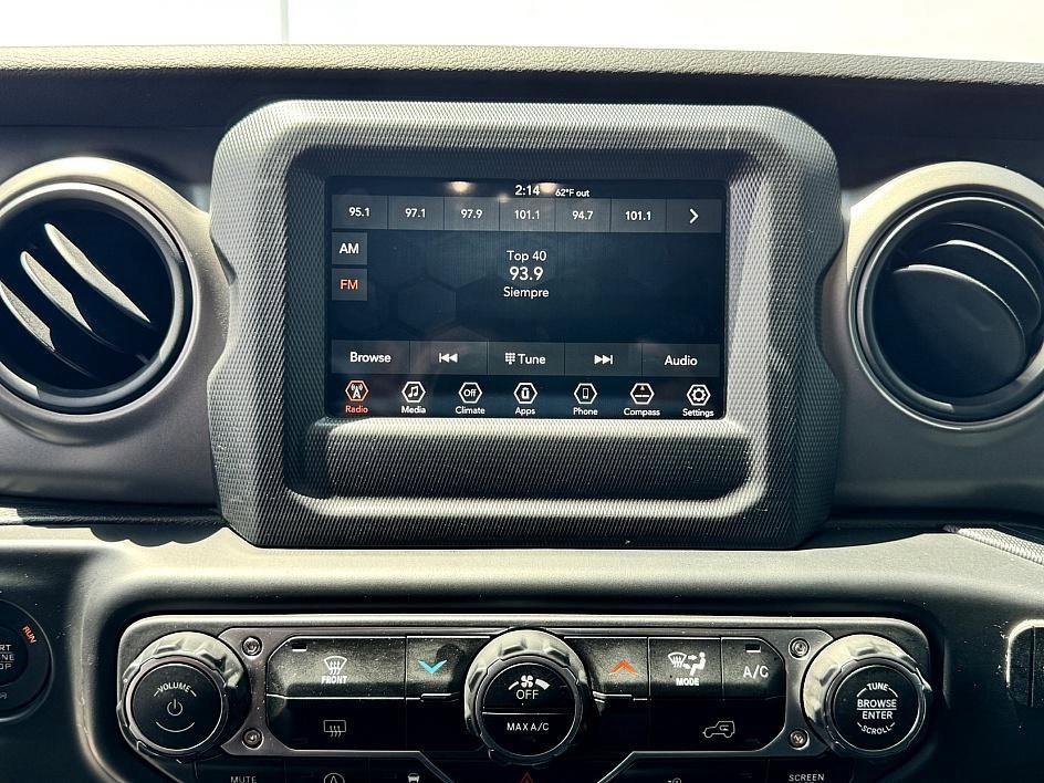 Used 2022 Jeep Gladiator Sport image 25