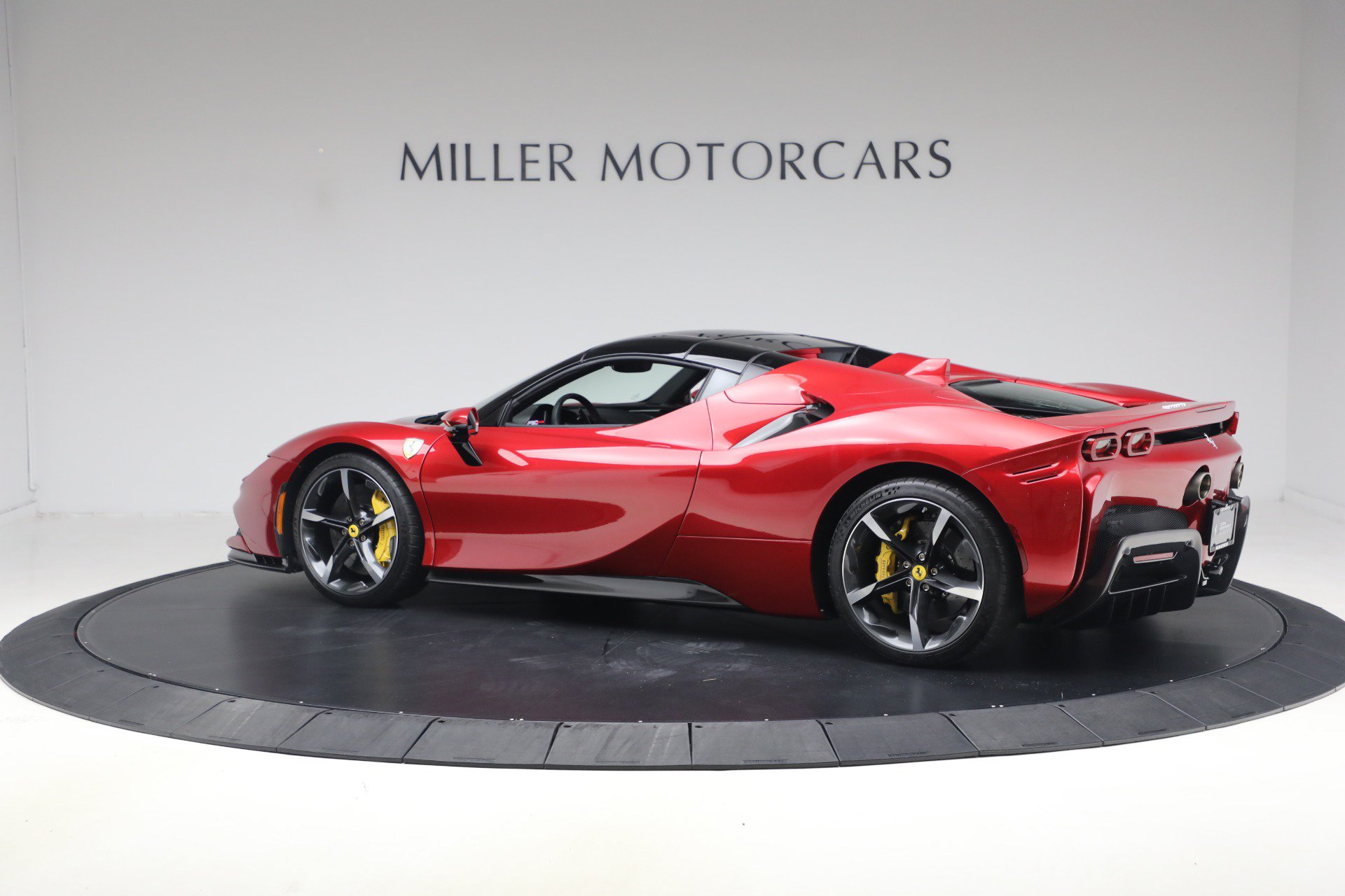 Certified 2024 Ferrari SF90 Spider AWD/4WD image 35