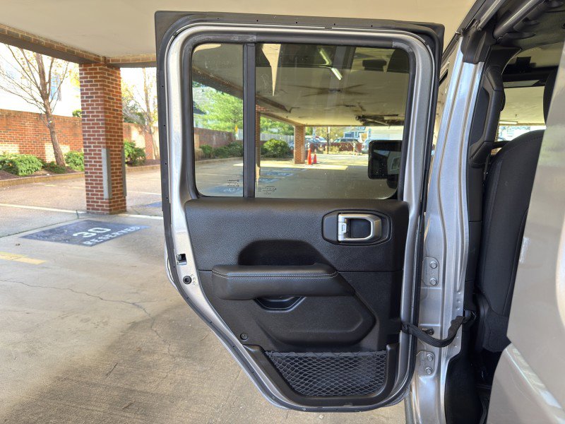 Used 2019 Jeep Wrangler Unlimited Sahara w/ Cold Weather Group image 19