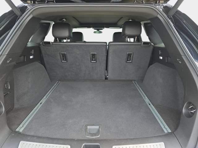Used 2023 Cadillac XT5 Premium Luxury AWD/4WD image 14