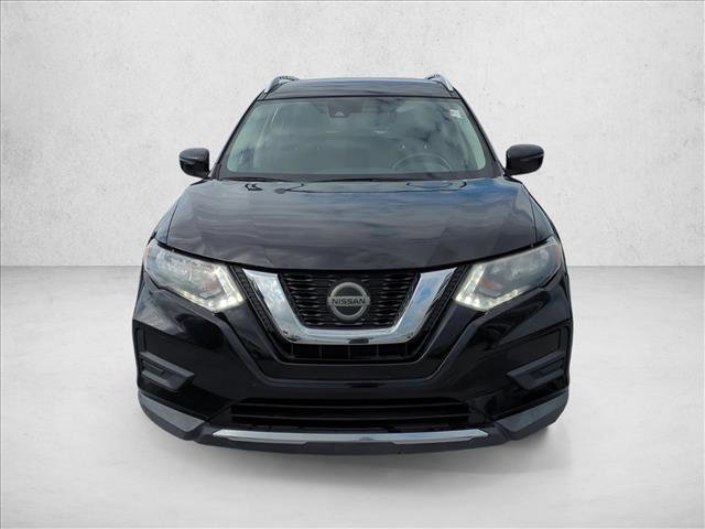 Used 2019 Nissan Rogue SV image 2