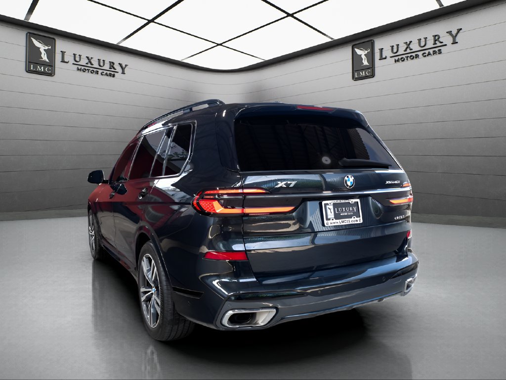 Used 2023 BMW X7 xDrive40i w/ M Sport Package AWD/4WD image 6