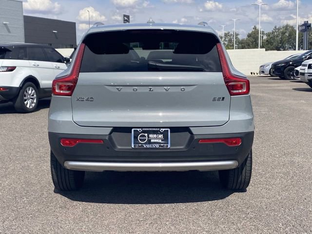 Certified 2025 Volvo XC40 B5 Core w/ Protection Package Premier image 8