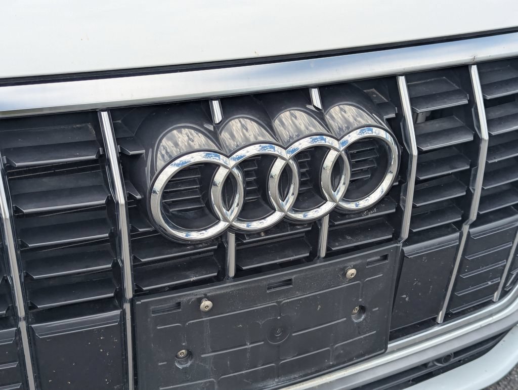 Used 2025 Audi Q3 2.0T Premium AWD/4WD image 11