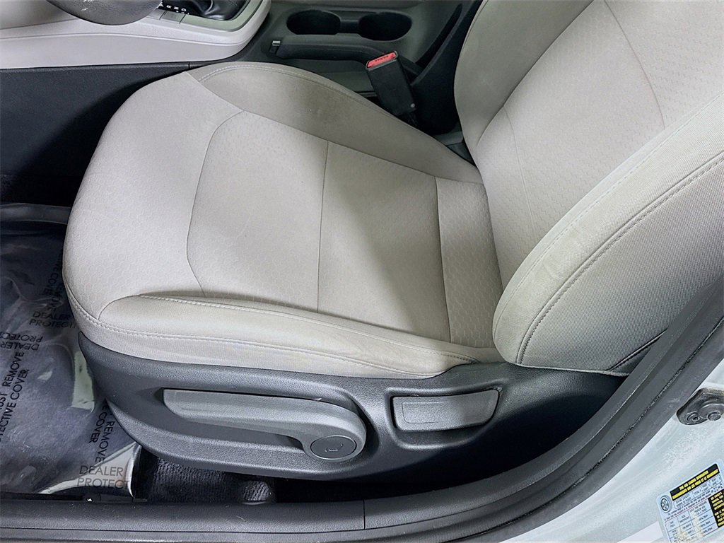 Used 2019 Hyundai Elantra SE image 22