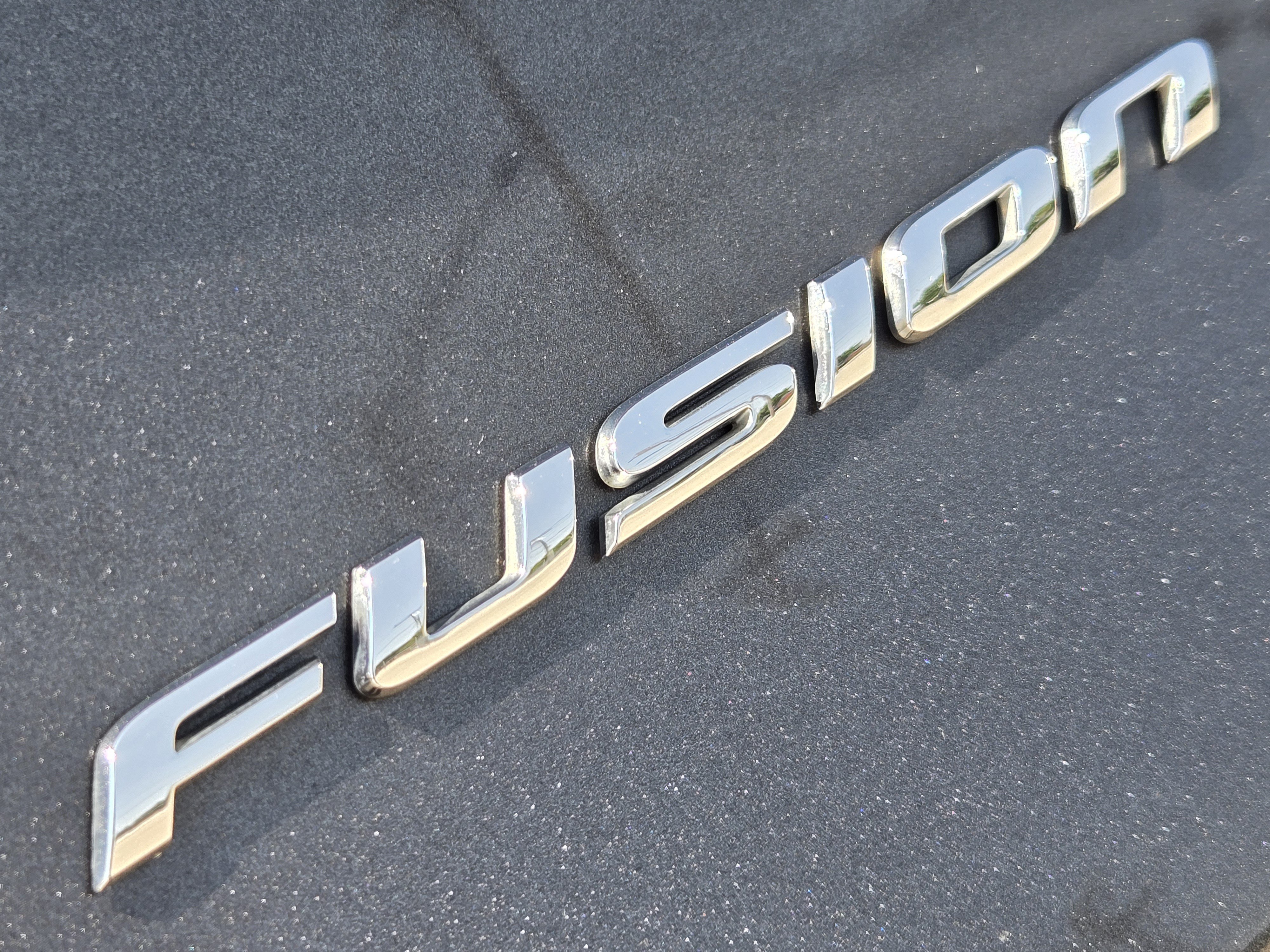 Used 2018 Ford Fusion Titanium AWD/4WD image 35