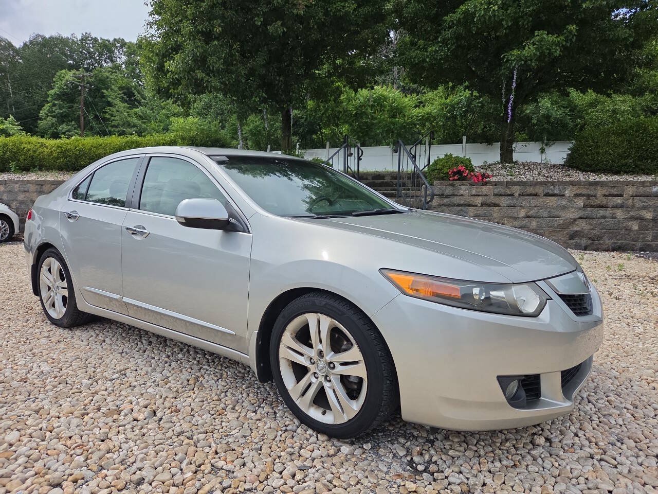 Used 2010 Acura TSX w/ Technology Package FWD image 1