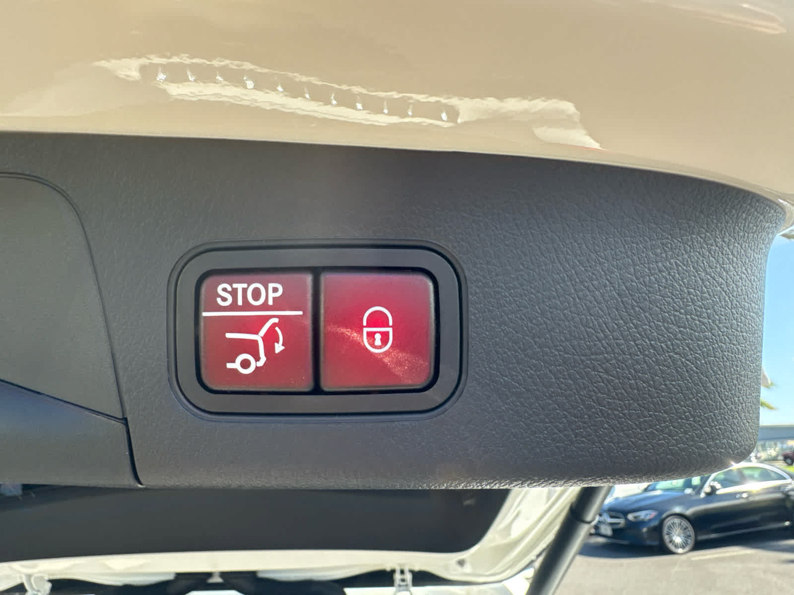 Used 2025 Mercedes-Benz GLA 250 4MATIC image 9