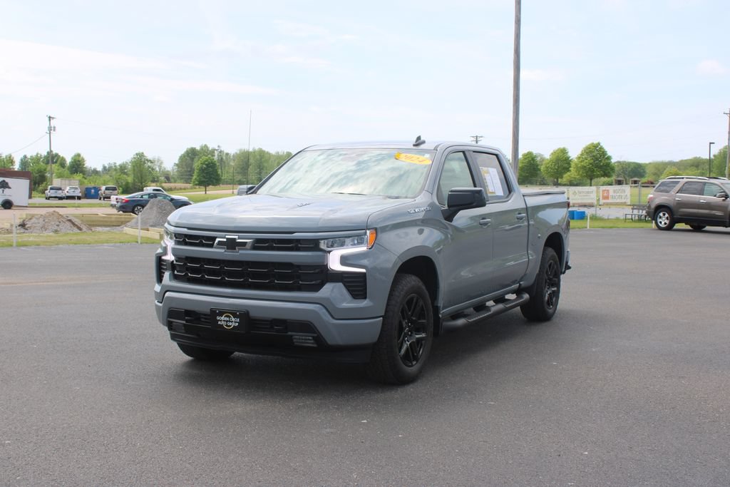 Used 2024 Chevrolet Silverado 1500 RST w/ Protection Package AWD/4WD image 4
