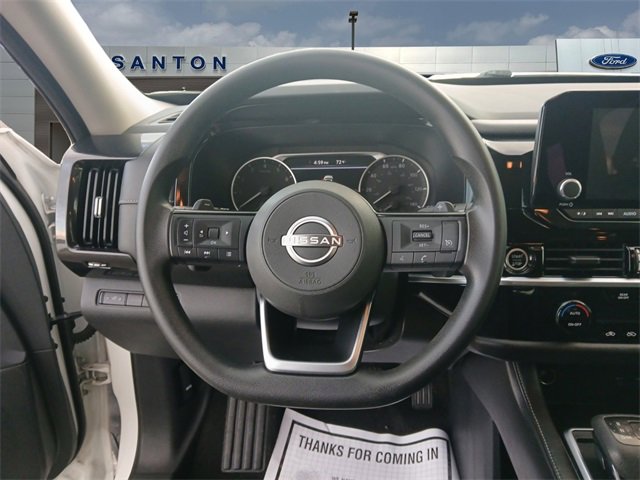 Used 2022 Nissan Pathfinder S image 12