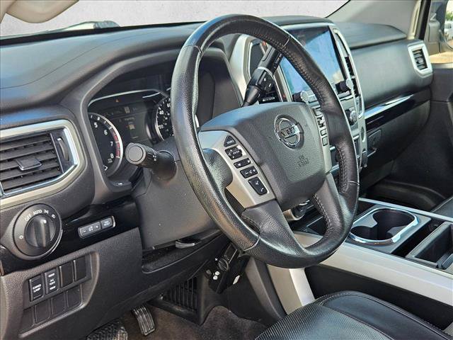 Used 2021 Nissan Titan SV w/ SV Convenience Package AWD/4WD image 9