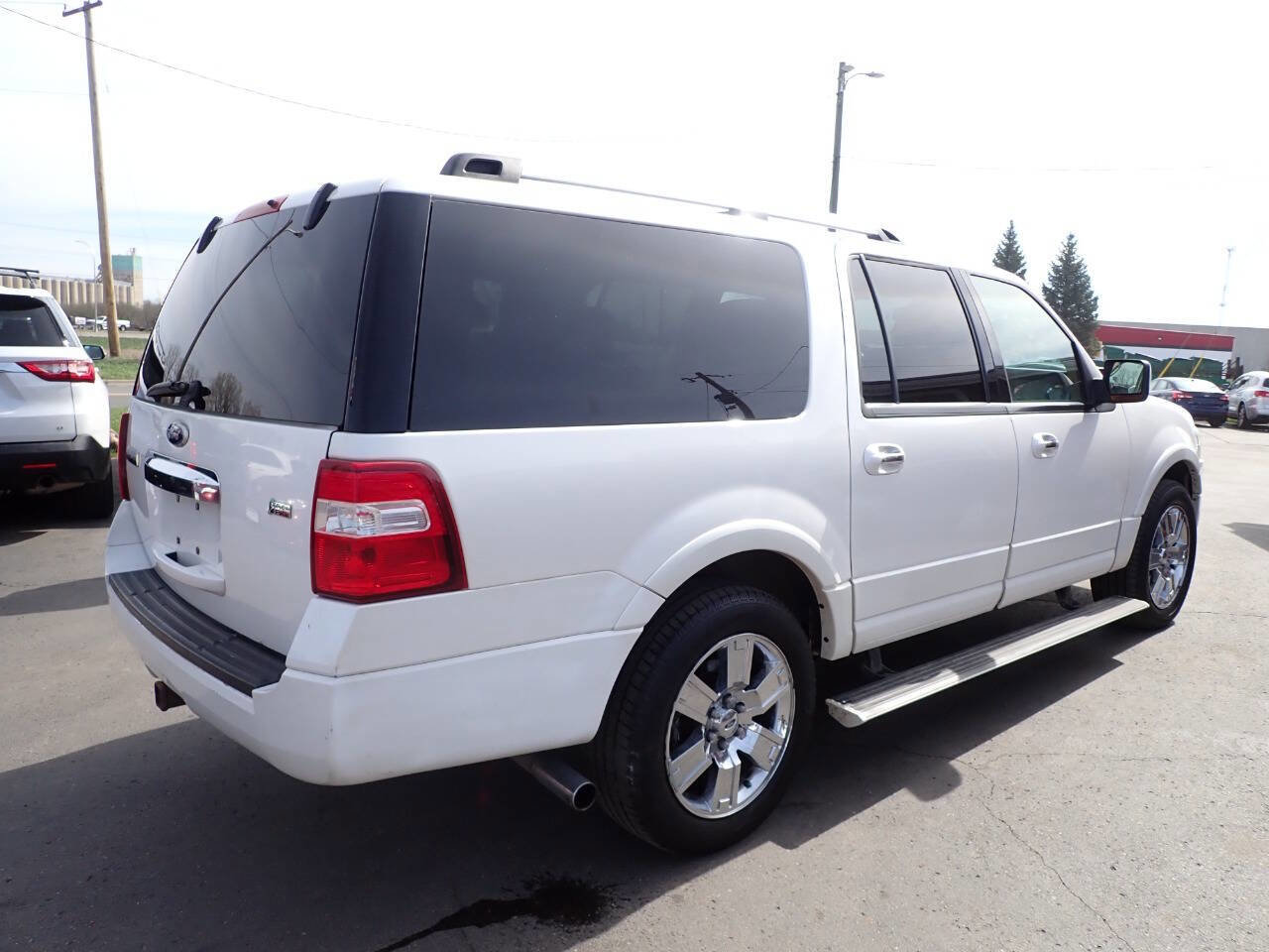 Used 2010 Ford Expedition EL Limited AWD/4WD image 6