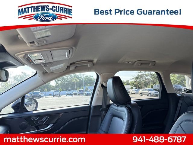 Used 2023 Lincoln Corsair FWD image 10