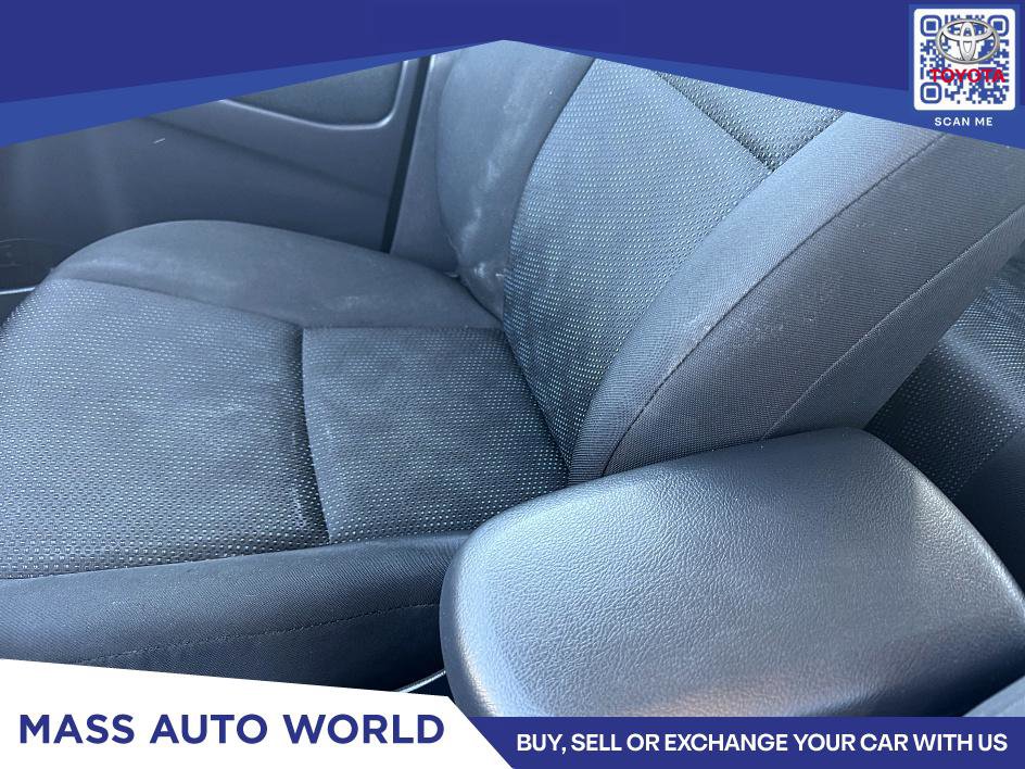 Used 2010 Toyota Matrix image 6