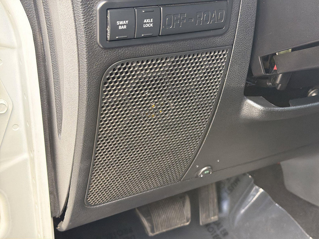 Used 2011 Jeep Wrangler Rubicon w/ PWR Convenience Group AWD/4WD image 20