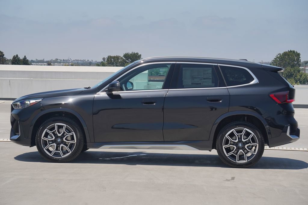 Used 2025 BMW X1 xDrive28i w/ Convenience Package image 4