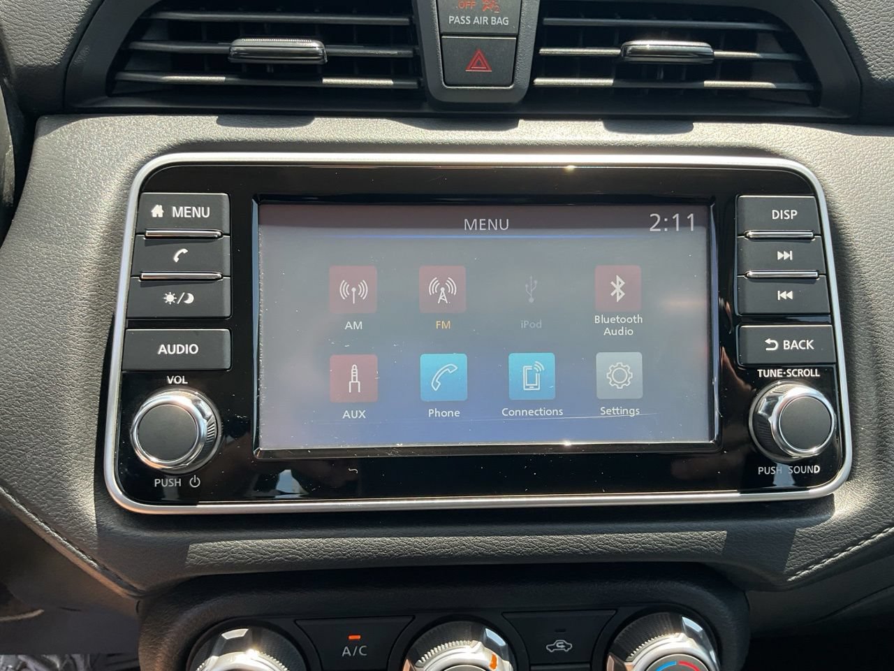 Used 2025 Nissan Versa S w/ Trunk Package FWD image 28