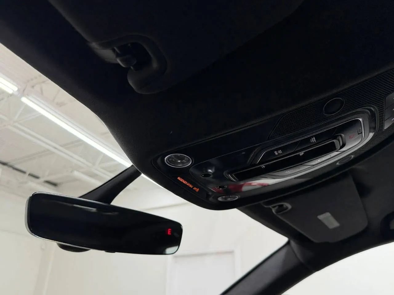 Used 2019 Bentley Bentayga AWD/4WD image 22