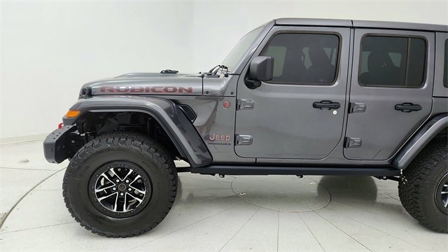 Used 2025 Jeep Wrangler Unlimited Rubicon image 9
