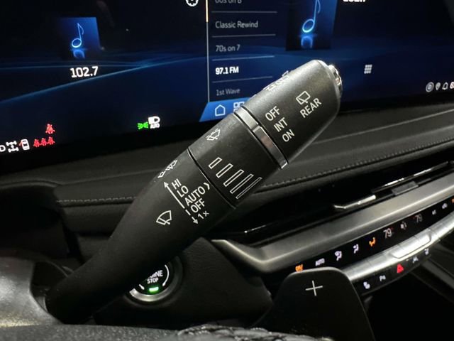 Certified 2025 Cadillac XT4 Premium Luxury w/ Cold Weather Package image 43