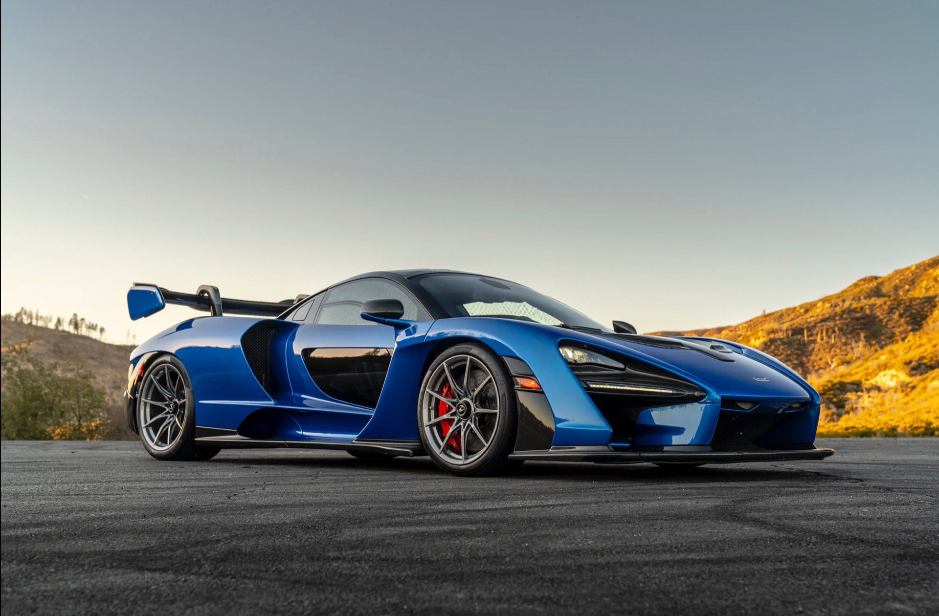 Used 2019 McLaren Senna Coupe ULTRA RARE Only 1685 Mil image 76