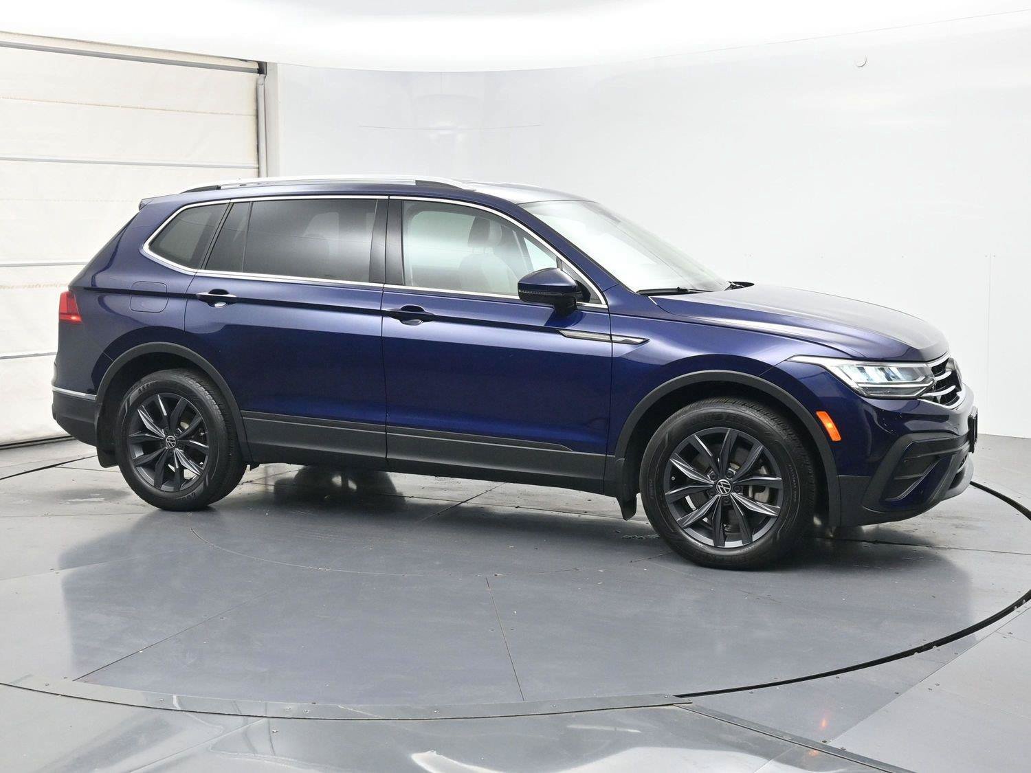 Used 2022 Volkswagen Tiguan SE AWD/4WD image 23