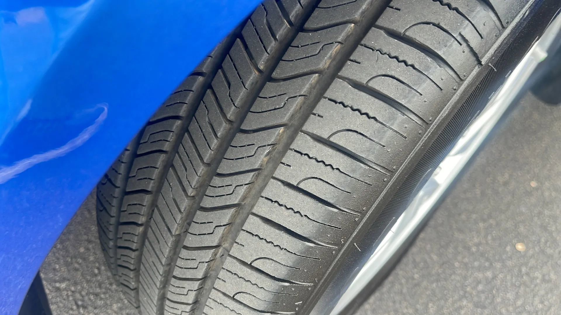 Used 2020 Chevrolet Sonic LT image 28