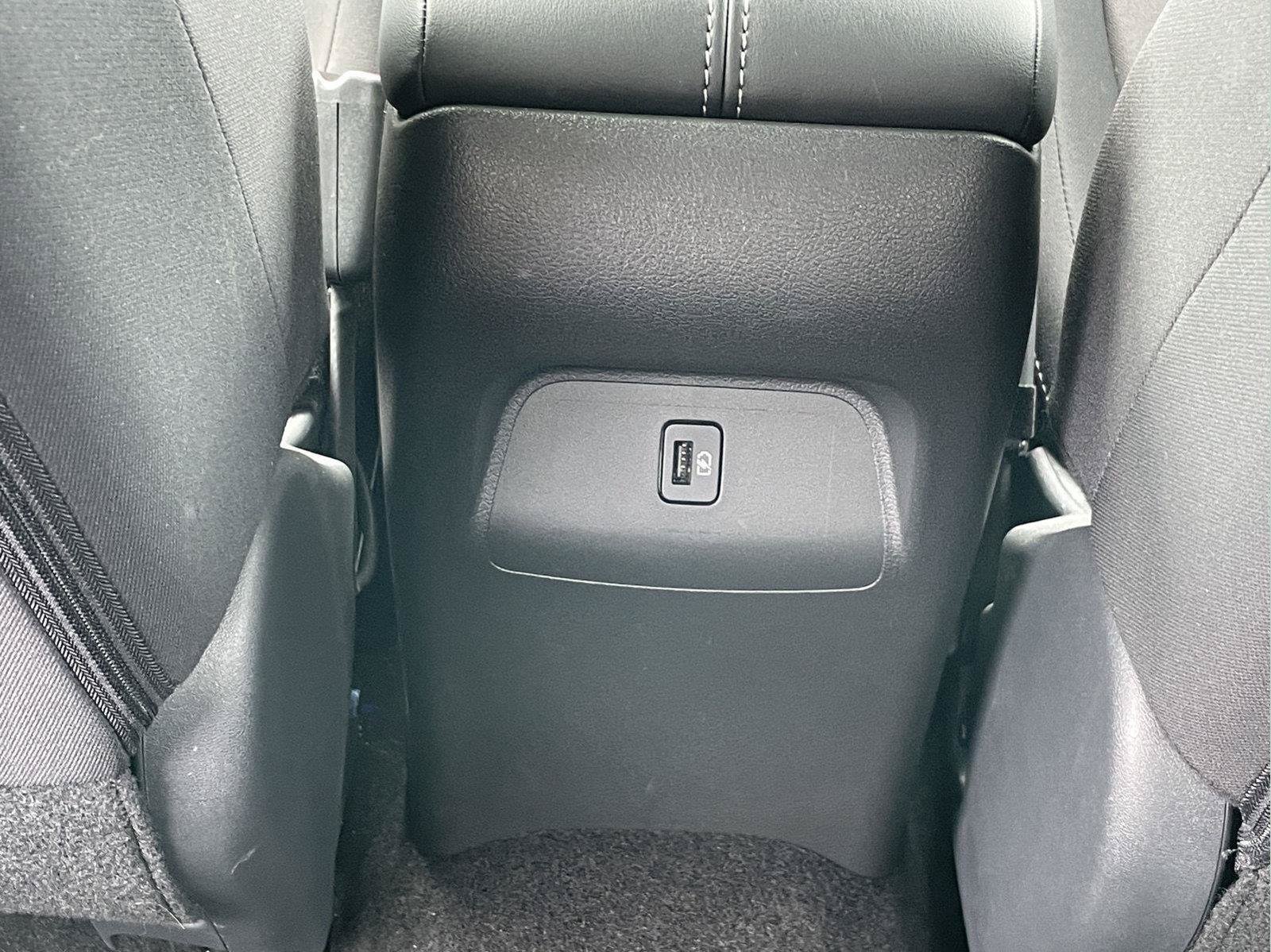 Used 2025 Nissan Sentra SV w/ All-Weather Package FWD image 17
