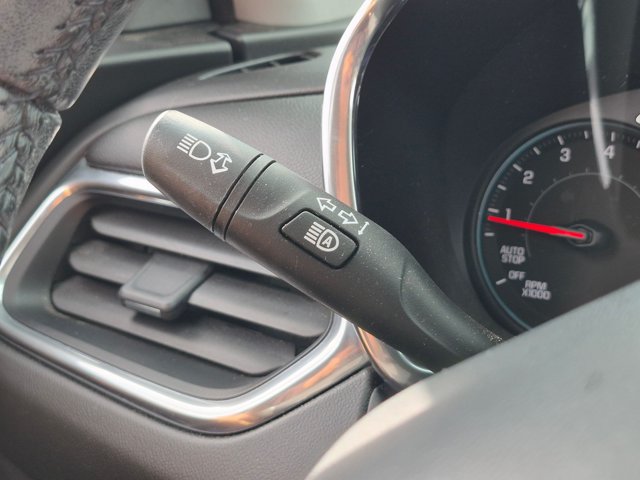 Used 2020 Chevrolet Equinox LT FWD image 10