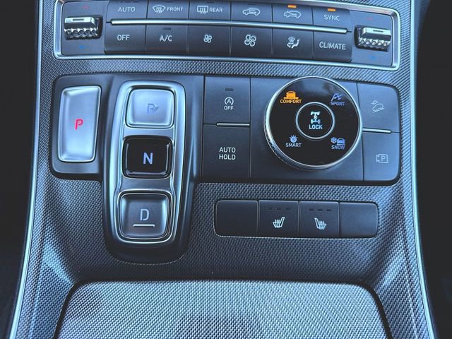 Used 2023 Hyundai Santa Fe SEL image 16