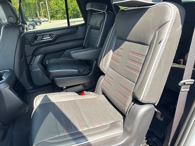 Used 2025 GMC Yukon AT4 Ultimate w/ LPO, Floor Liner Package AWD/4WD image 16