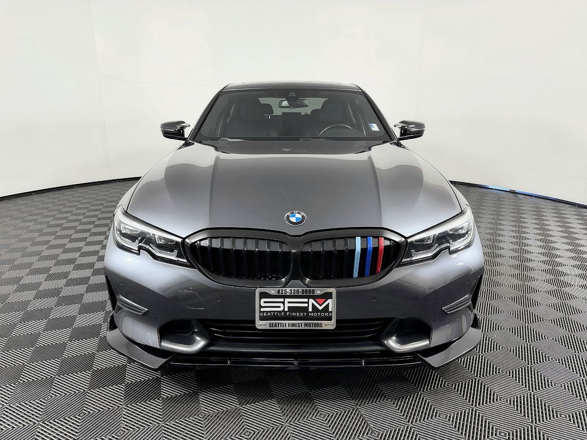 Used 2021 BMW 330i xDrive Sedan image 4