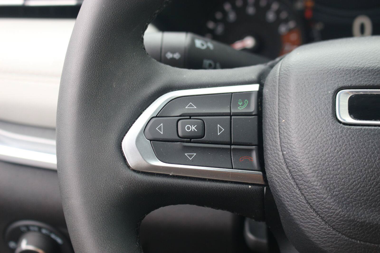 Used 2023 Jeep Compass Limited AWD/4WD image 19
