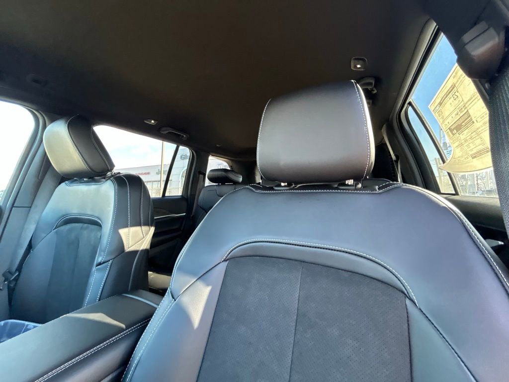 New 2026 Jeep Grand Cherokee Altitude AWD/4WD image 16